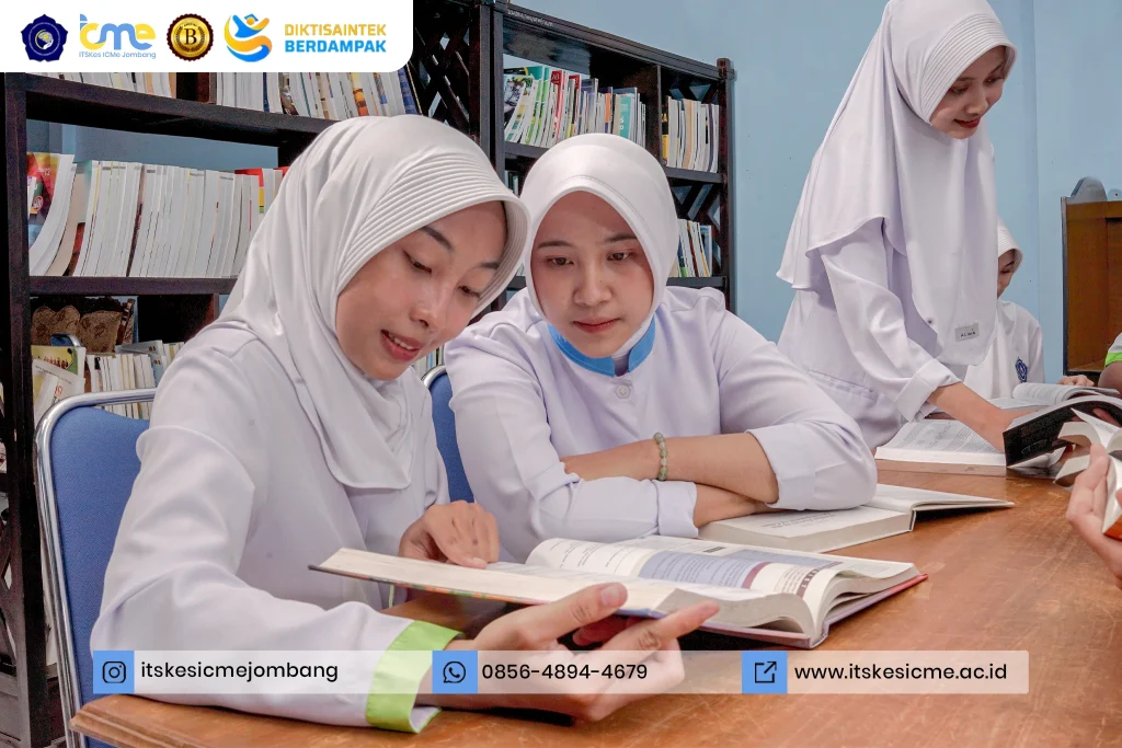 Profesi Ners Favorit Jawa Timur di ITSKes ICMe. Fasilitas lengkap, kerjasama RS luas, & lulusan kompeten. Daftar sekarang!